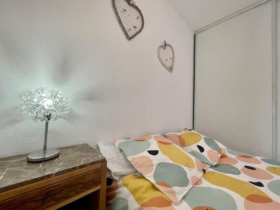 Duplex 70M2 - Vue Cite Medievale - Parking Gratuit Carcassonne Exterior foto